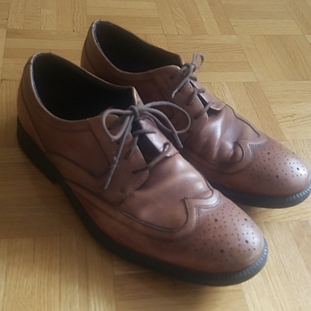 Rockport Wingtip loafer shoes